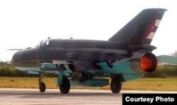 Armas "obsoletas": MiG 21 BIS, base de San Antonio de los Baños (foto Cuba al Descubierto)