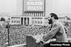 Castro en la Plaza José Martí
