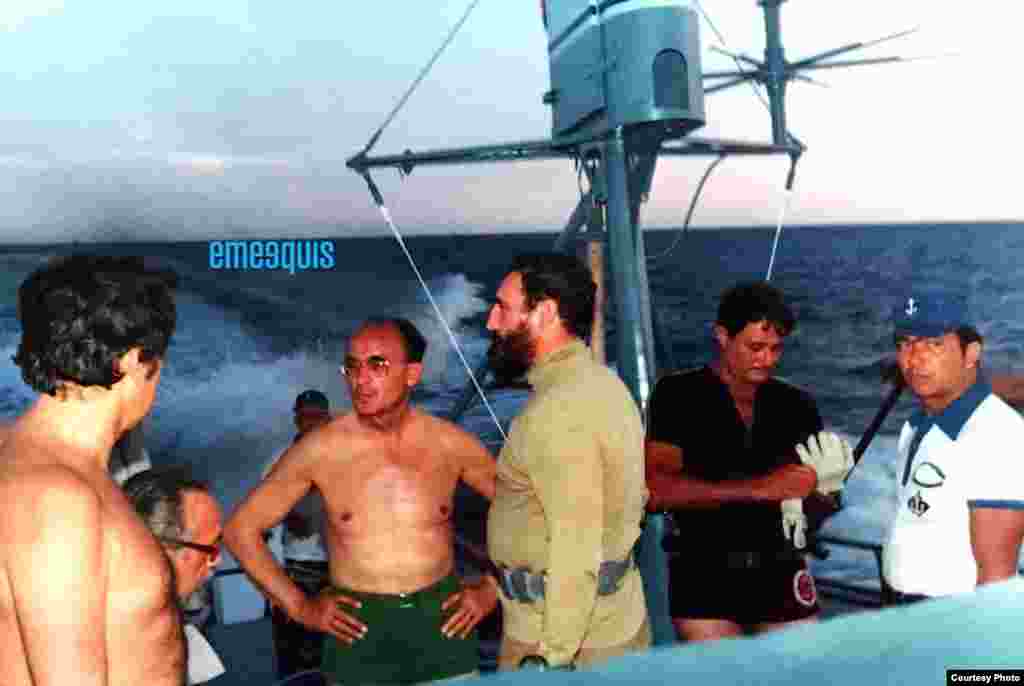 En el Aquarama II, Fidel Castro, el presidente de México Luis Echevarría (c) y (sentado izq), Carlos Rafael Rodríguez. (Luis Domínguez)