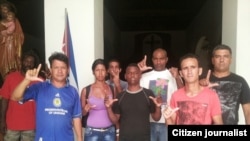 Reporta Cuba. Activistas en Guantánamo (7 de abril). Foto: Niober García.