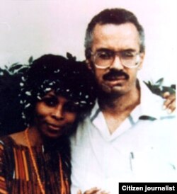 William Morales (d) y JoAnne Chesimard, fugitivos de EE.UU., en Cuba. Entre los dos dejaron al menos seis muertos. (Luis Domínguez)