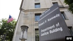 Imagen de la fachada del departamento de Justicia estadounidense en Washington, hoy 14 de mayo de 2013