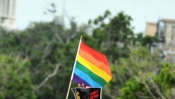 Impiden a gays participar en marcha por Dia Mundial Contra la Homofobia
