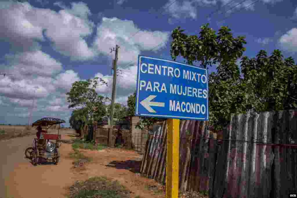 El punto de referencia para llegar a Macondo es la cárcel de mujeres. (Foto: Dan Gabriel)