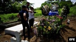 Funerales de uno de los jóvenes manifestantos muertos en Nicaragua