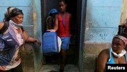 La carencia de agua empeora las condiciones para enfrentar la pandemia en Cuba.