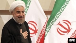 El presidente electo iraní, el clérigo Hassan Rouhani, luego de una rueda de prensa en Teherán.