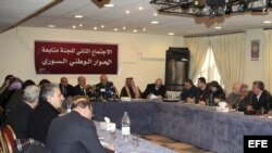 Foto de archivo de opositores sirios reunidos en Damasco en enero de 2013. 