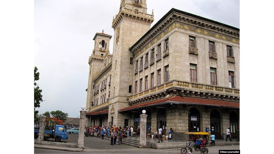 Reporta Cuba. Terminal de Ferrocarril, Habana. Foto: Mario Hechavarría.