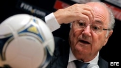 El presidente de la FIFA, Joseph Blatter, dijo que va a discutir el asunto con Cuba.