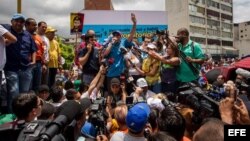 El líder opositor Henrique Capriles, durante una marcha exigiendo el referendo revocatorio