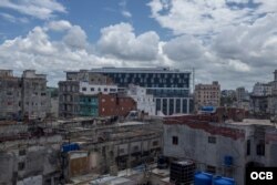 Hoteles de lujo en construcción en La Habana. Foto Makintalla.