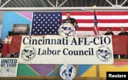 La mayor organización sindical de EEUU es la AFL-CIO (American Federation of Labor and Congress of Industrial Organizations).