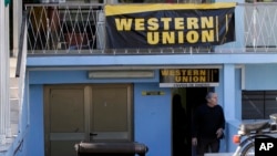 Oficina de Western Union en Cuba. Foto Archivo AP Photo/Franklin Reyes