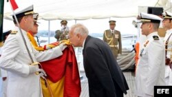 García-Margallo preside en La Habana jura de bandera a bordo del Elcano