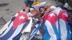 Activistas por la libertad de Cuba en huelga de hambre frente a sede de ONU