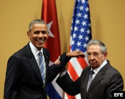 Raúl Castro y el entonces presidente de EEUU Barack Obama, durante una rueda de prensa en el Palacio de la Revolución de La Habana.
