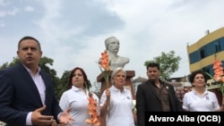 Exiliados rinden tributo a José Martí en Lima