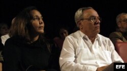 En esta foto de archivo, Mariela Castro y el historiador Eusebio Leal.