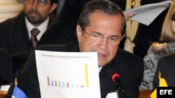 El canciller de Ecuador, Ricardo Patiño, interviniendo ante la Asamblea General de la Organización de Estados Americanos (OEA). 