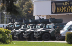 Efectivos militares y policiales en Minsk el domingo 20 de septiembre 2020