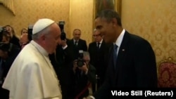 Presidente Barack Obama se reúne con el papa Francisco. Foto de archivo.
