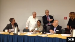 Panelistas en la jornada de clausura de ASCE en Miami. Foto Cortesía de René López.