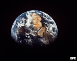 Vista del continente africano en La Tierra desde la Luna.