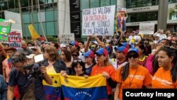 Protesta de venezolanos exiliados ante el Consulado en Miami el 20 de mayo de 2018.