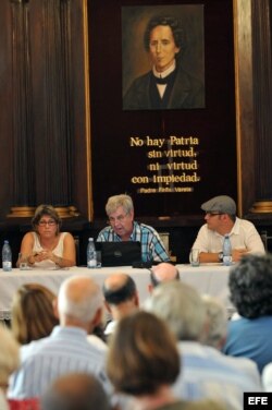 Presentación en La Habana del folleto "Por un consenso para la Democracia".