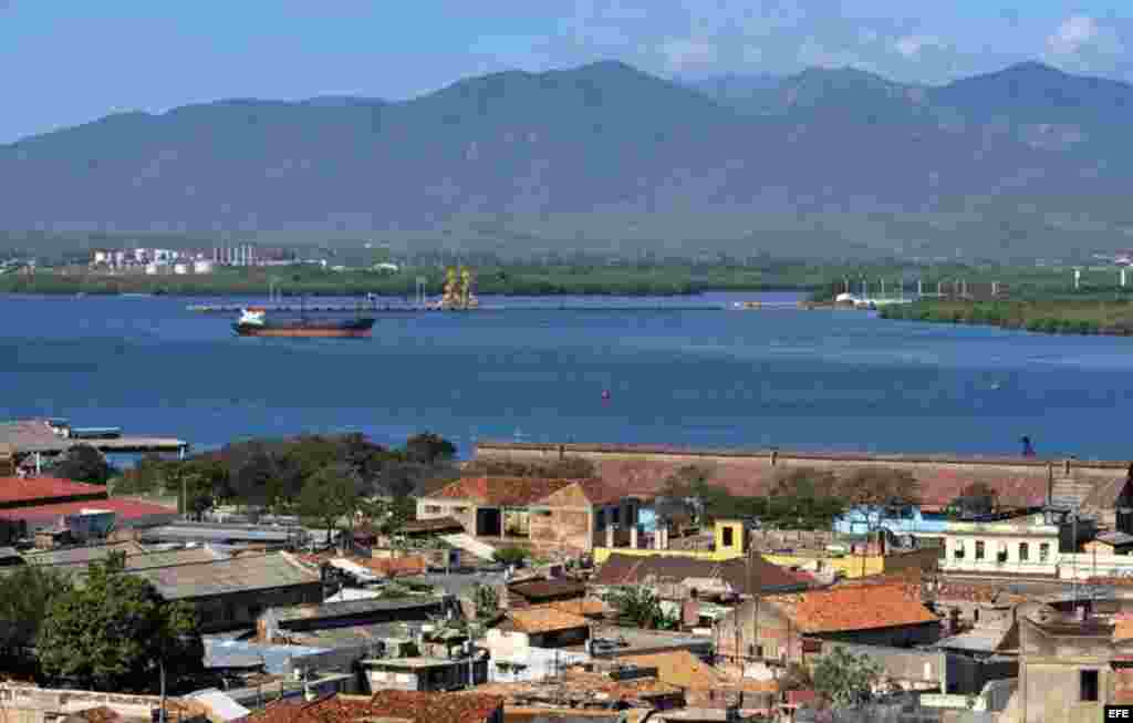  Vista de Santiago de Cuba 