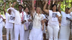 El caso de Yosvani Ladrón de Guevara; Damas de Blanco de Aguada de Pasajeros, expulsadas de la iglesia por el párroco local