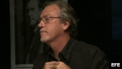 El periodista y escritor estadounidense, Jon Lee Anderson, durante la presentación en Caracas, Venezuela, de la edición en español de su libro "Ché Guevara, una vida revolucionaria". EFE/HAROLD ESCALONA