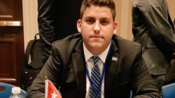 Activista cubano en foro sobre juventud y democracia