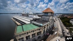 Vista de la terminal de cruceros en el Puerto de La Habana. (Adalberto Roque/AFP).