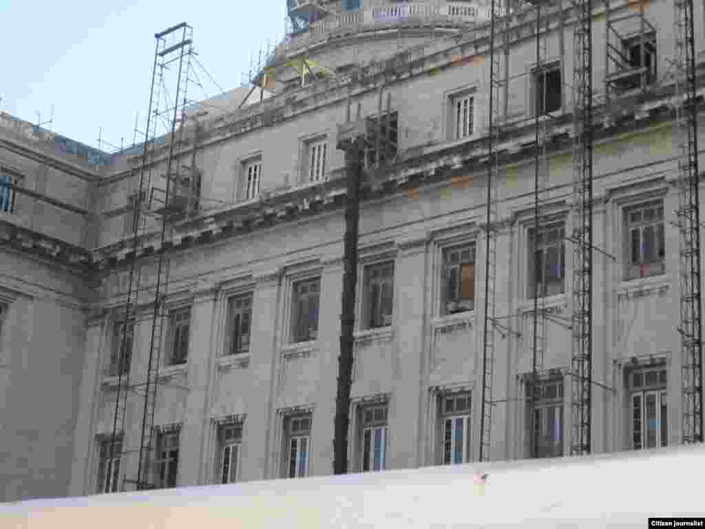 Reporta Cuba Capitolio mayo 2015 Foto Arnaldo Ramos