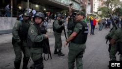 Militares en las calles de Venezuela.