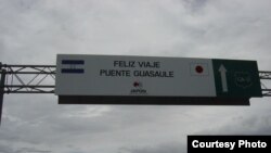 Imagen del paso fronterizo de Guasaule. Foto: Kippelboy. 