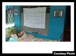 Arianna López en huelga de hambre en su casa en Placetas