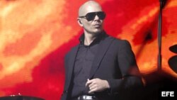 El cantante estadounidense de origen cubano Armando Christian Pérez , más conocido como Pitbull
