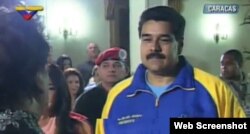 Nicolás Maduro escucha las mañanitas mexicanas que canta Juan Gabriel