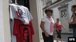 Camisetas para turistas "revolucionarios".