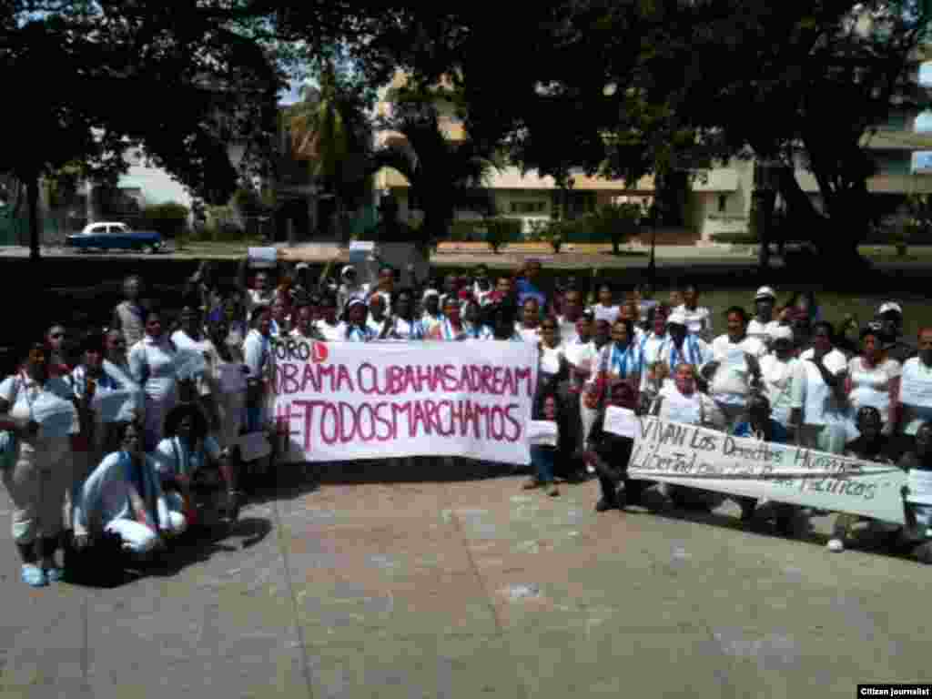 Activistas de DDHH y Damas de Blanco participan en la jornada 44 de #TodosMarchamos.