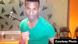 Rancés Barthelemy, invicto boxeador cubano, está a un paso de pelear por la corona mundial profesional en el peso super-pluma.