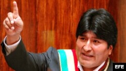 Además de sus conflictos con sectores indígenas y obreros, el presidente Evo Morales tiene ahora problemas con la policía.