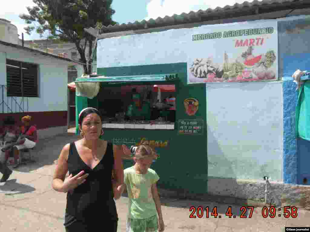 Mercado Ave Marti y Calvario Stgo de Cuba foto Ridel Brea