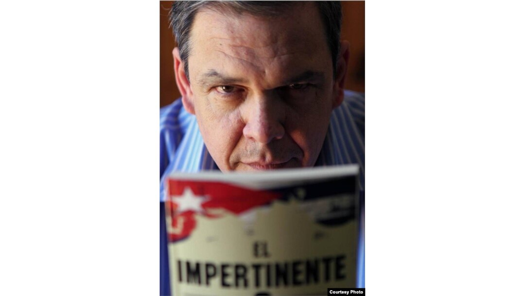 Juan Manuel Cao presentará "El impertinente" en el salón 3314 de la Feria del Libro de Miami, edificio 3, piso 3, a las 4:15 p.m., el 21 de noviembre.