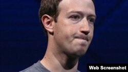 Presidente ejecutivo de Facebook se disculpa por "errores" tras escándalo por datos de usuarios.