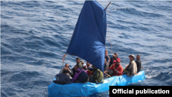 Los migrantes inteceptados en el mar son repatriados a la isla.