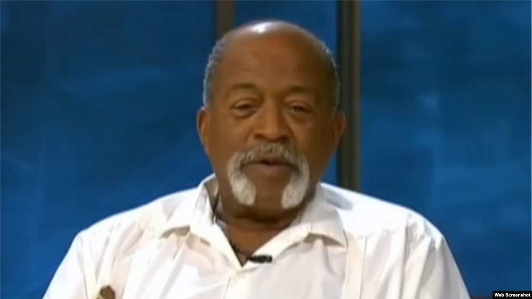 Luis Tiant.